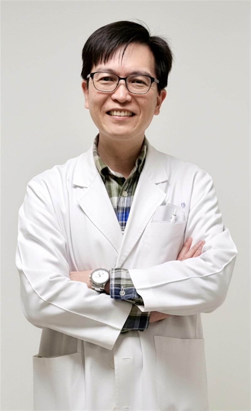 翁偉捷主任團隊+圖片