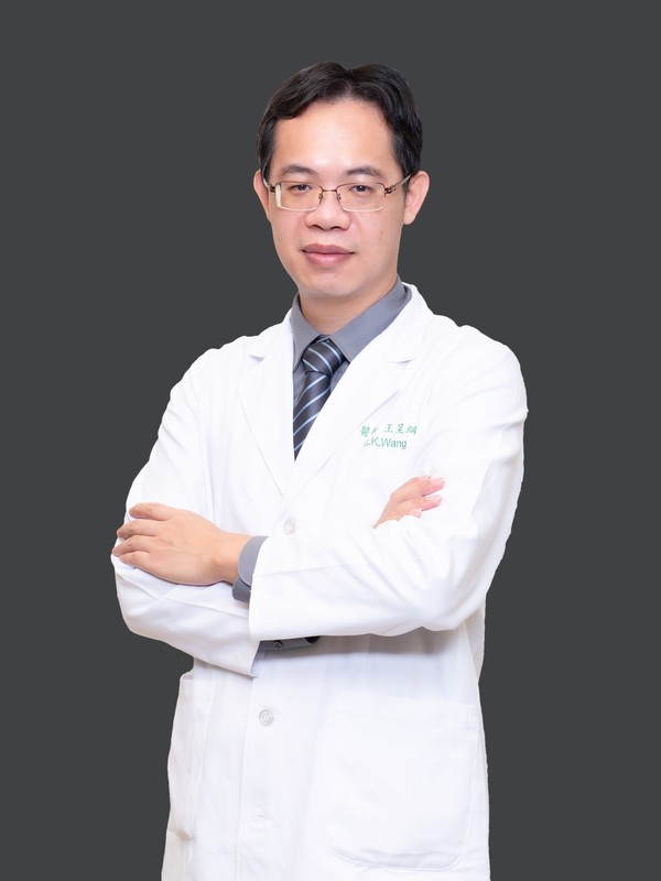 王呈綱 主治醫師個人照