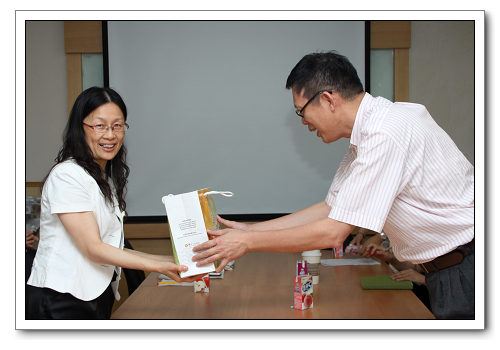 马偕医院赠与纪念品